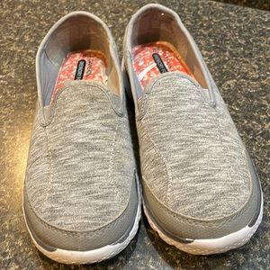 Danskin NOW slip on